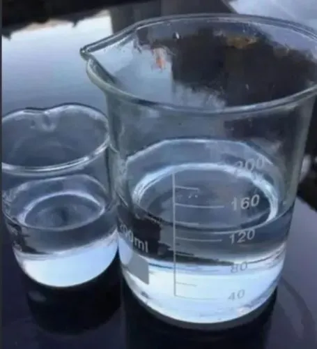 Färglös hydrazinhydratlösning cas 10217-52-4